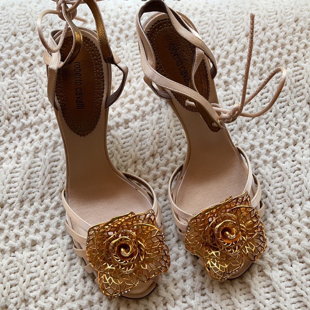 Roberto Cavalli Silk Pumps - Picture 2 of 7
